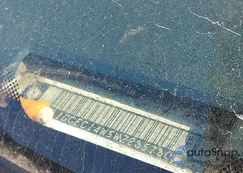 1998 Chevrolet C1500 Fleetside W/T from USA, damaged, VIN 1GCEC14W5WZ235130